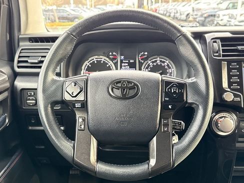 Used 2020 Toyota 4Runner TRD Off-Road image 14