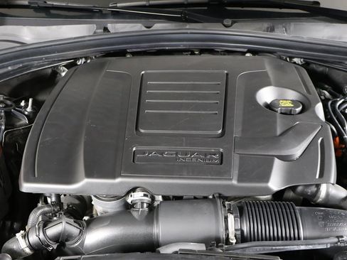 Used 2024 Jaguar F-PACE R-Dynamic S image 20