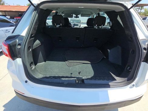 Used 2019 Chevrolet Equinox LS FWD image 17