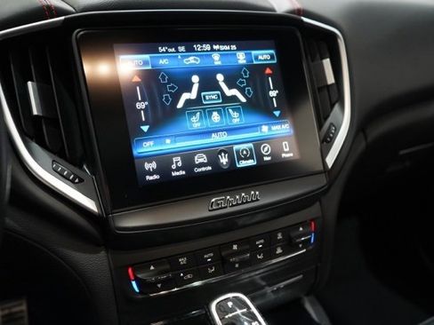 Used 2020 Maserati Ghibli S GranSport Q4 image 28