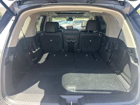 Certified 2025 Honda Pilot Elite image 12