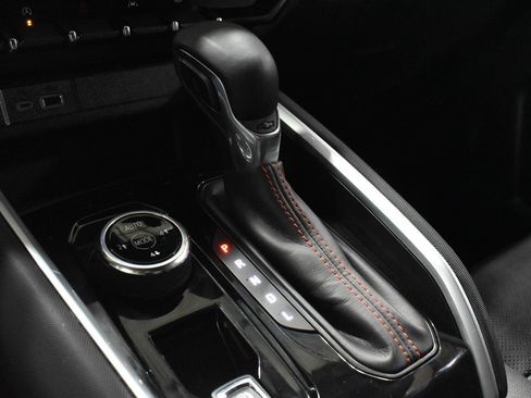 Used 2023 Chevrolet Colorado Z71 w/ Z71 Convenience Package 2 image 20