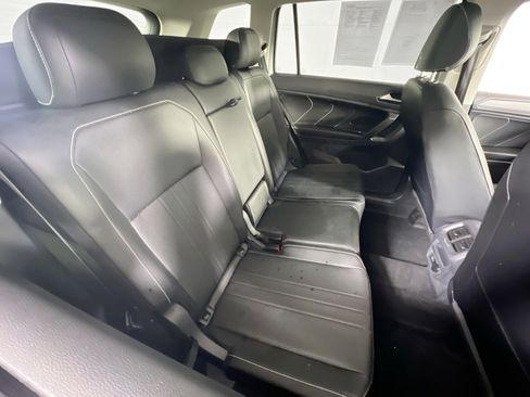Used 2023 Volkswagen Tiguan SE image 26