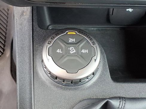 Used 2022 Ford Bronco 2-Door image 16