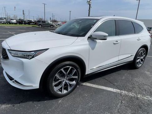 Used 2023 Acura MDX SH-AWD w/ Technology Package image 6