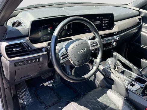 Used 2023 Kia Telluride EX X-Line AWD/4WD image 9