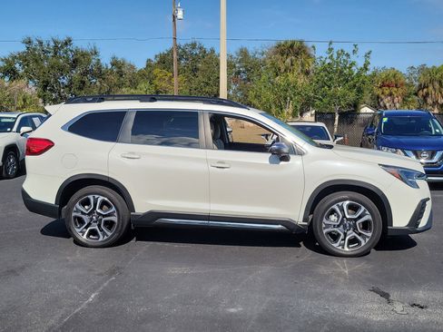 Certified 2023 Subaru Ascent Limited w/ Technology Package image 7
