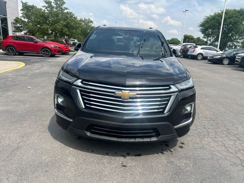 Used 2023 Chevrolet Traverse Premier AWD/4WD image 8