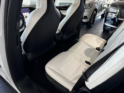 Used 2019 Tesla Model X Long Range AWD/4WD image 20