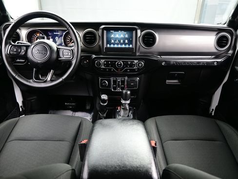 Used 2022 Jeep Wrangler Unlimited Sport AWD/4WD image 18