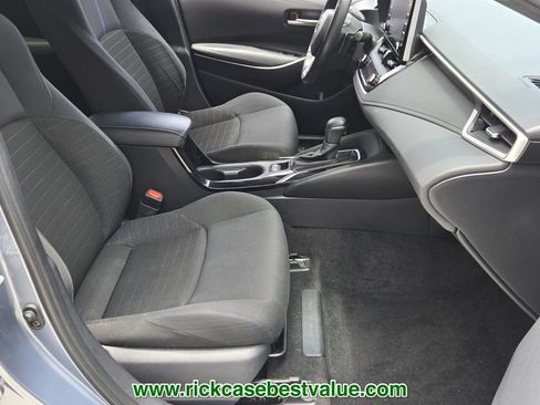 Used 2021 Toyota Corolla SE FWD image 18