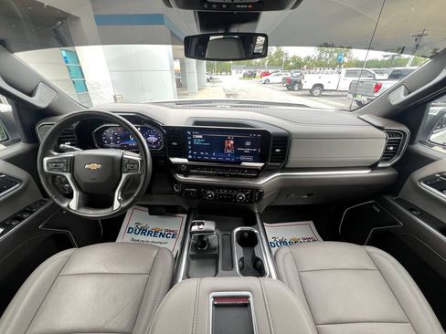 Used 2022 Chevrolet Silverado 1500 LTZ AWD/4WD image 2