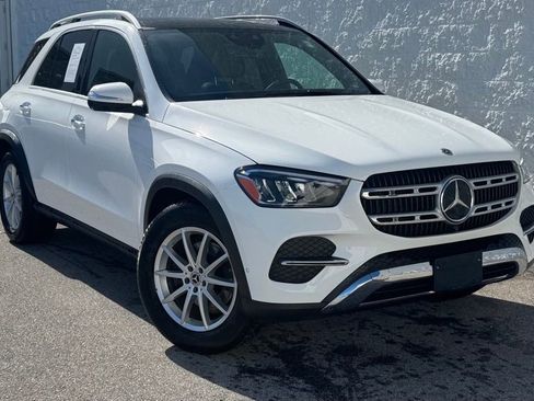 Used 2025 Mercedes-Benz GLE 350 4MATIC image 2