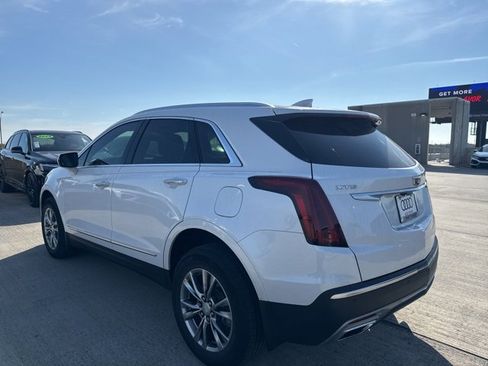 Used 2021 Cadillac XT5 Premium Luxury image 5