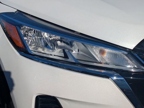 Used 2022 Nissan Kicks SV w/ Interior Electronics Package image 10