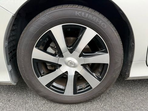 Used 2018 Toyota Mirai image 11