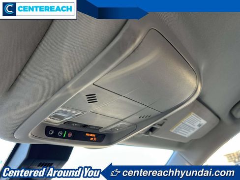 Used 2020 Chevrolet Equinox LS AWD/4WD image 30