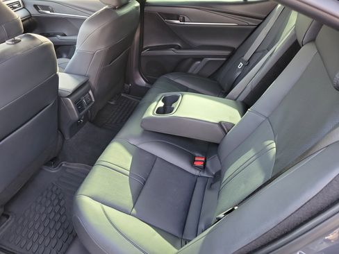 Used 2025 Toyota Camry XSE image 12