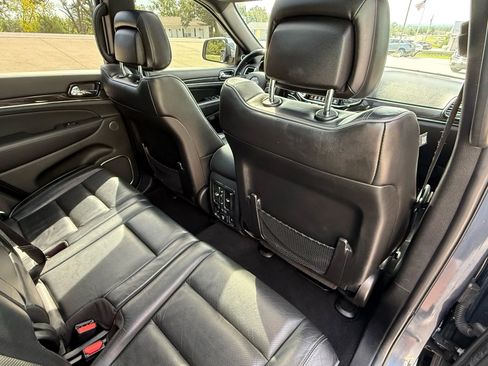 Used 2019 Jeep Grand Cherokee Overland image 46