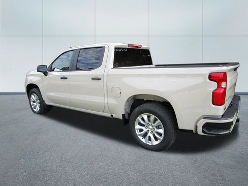 New 2026 Chevrolet Silverado 1500 Custom RWD image 4