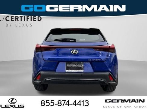 Used 2025 Lexus UX 300h AWD w/ Cold Area Package image 7