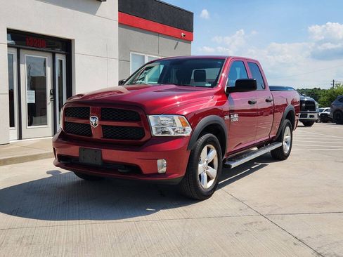 Used 2013 RAM 1500 Express AWD/4WD image 2