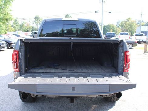 Used 2018 Ford F150 Raptor w/ Equipment Group 802A Luxury AWD/4WD image 9
