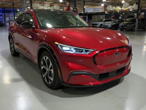Used 2021 Ford Mustang Mach-E Premium AWD/4WD image 5