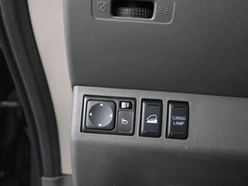 Used 2014 Nissan Frontier SV w/ SV Value Truck Package AWD/4WD image 33