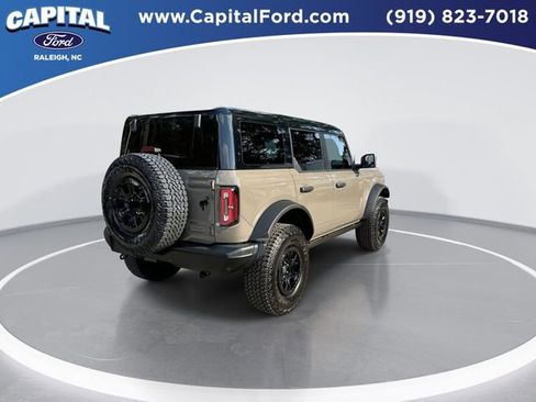 Used 2025 Ford Bronco Badlands AWD/4WD image 8