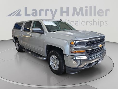 Used 2017 Chevrolet Silverado 1500 LT w/ All Star Edition AWD/4WD image 7
