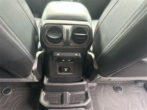 Used 2022 Jeep Wrangler Unlimited Sahara w/ Cold Weather Group image 24