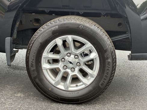 Used 2026 Chevrolet Silverado 1500 RST AWD/4WD image 10