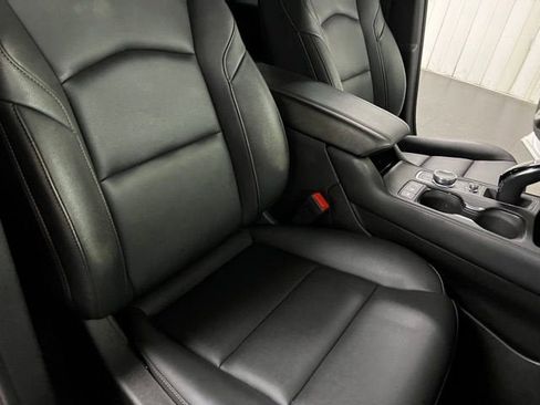 Certified 2023 Cadillac XT4 Sport w/ LPO, Onyx Lite Package image 17