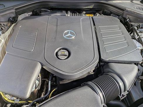 New 2026 Mercedes-Benz GLC 300 image 16