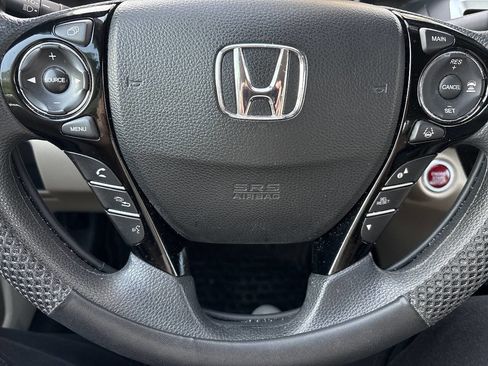 Used 2017 Honda Accord EX image 20