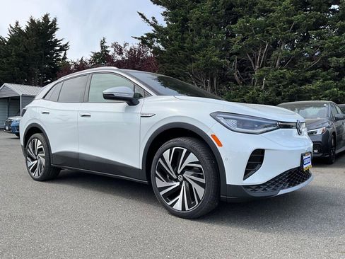 New 2026 Volkswagen ID.4 Pro S Plus AWD/4WD image 2
