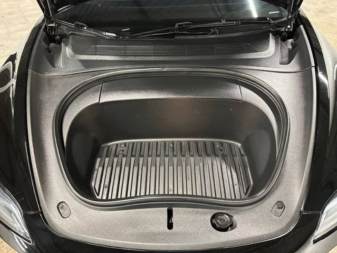 Used 2024 Tesla Model 3 Long Range image 4