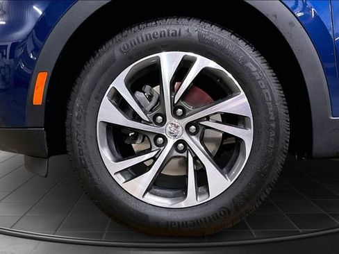 Used 2023 Buick Envision Essence image 9