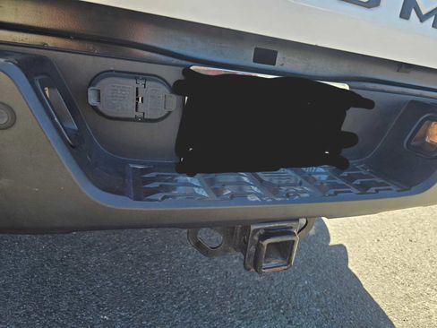 Used 2023 Toyota Tacoma TRD Sport w/ Advanced Technology Package image 17