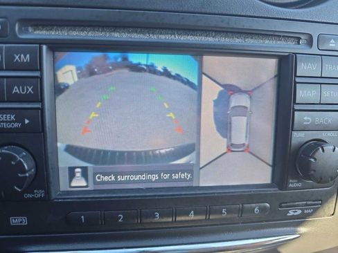 Used 2012 Nissan Rogue SL image 16