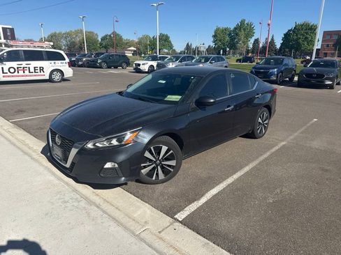 Used 2021 Nissan Altima 2.5 SV AWD/4WD image 4
