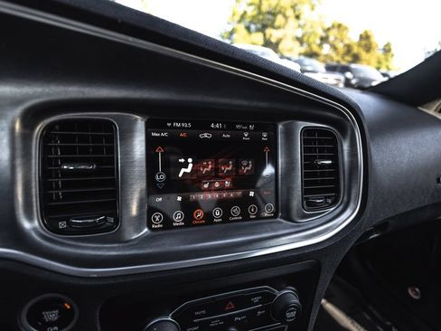Used 2017 Dodge Charger R/T RWD image 14