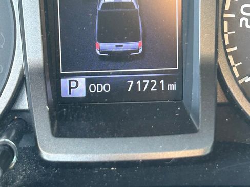 Used 2018 Toyota Tacoma TRD Off-Road image 20