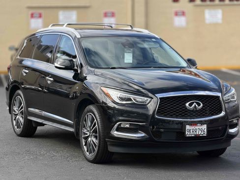 Used 2020 INFINITI QX60 Signature Edition FWD image 4