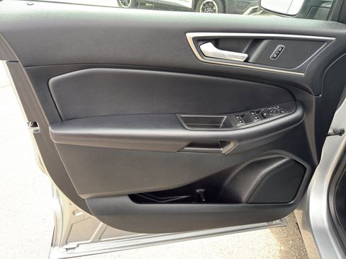 Used 2022 Ford Edge SEL AWD/4WD image 14