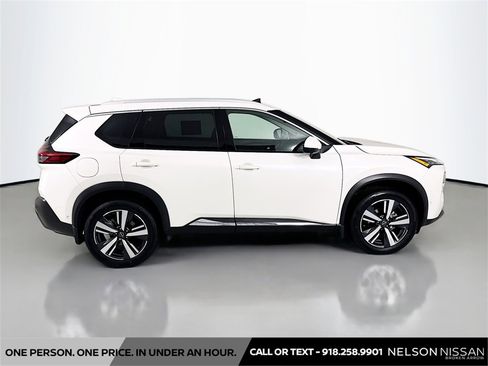 Certified 2023 Nissan Rogue SL w/ SL Premium Package image 4