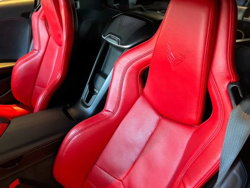 Used 2020 Chevrolet Corvette Stingray Preferred Cpe w/ 2LT Preferred Equipment Group image 4