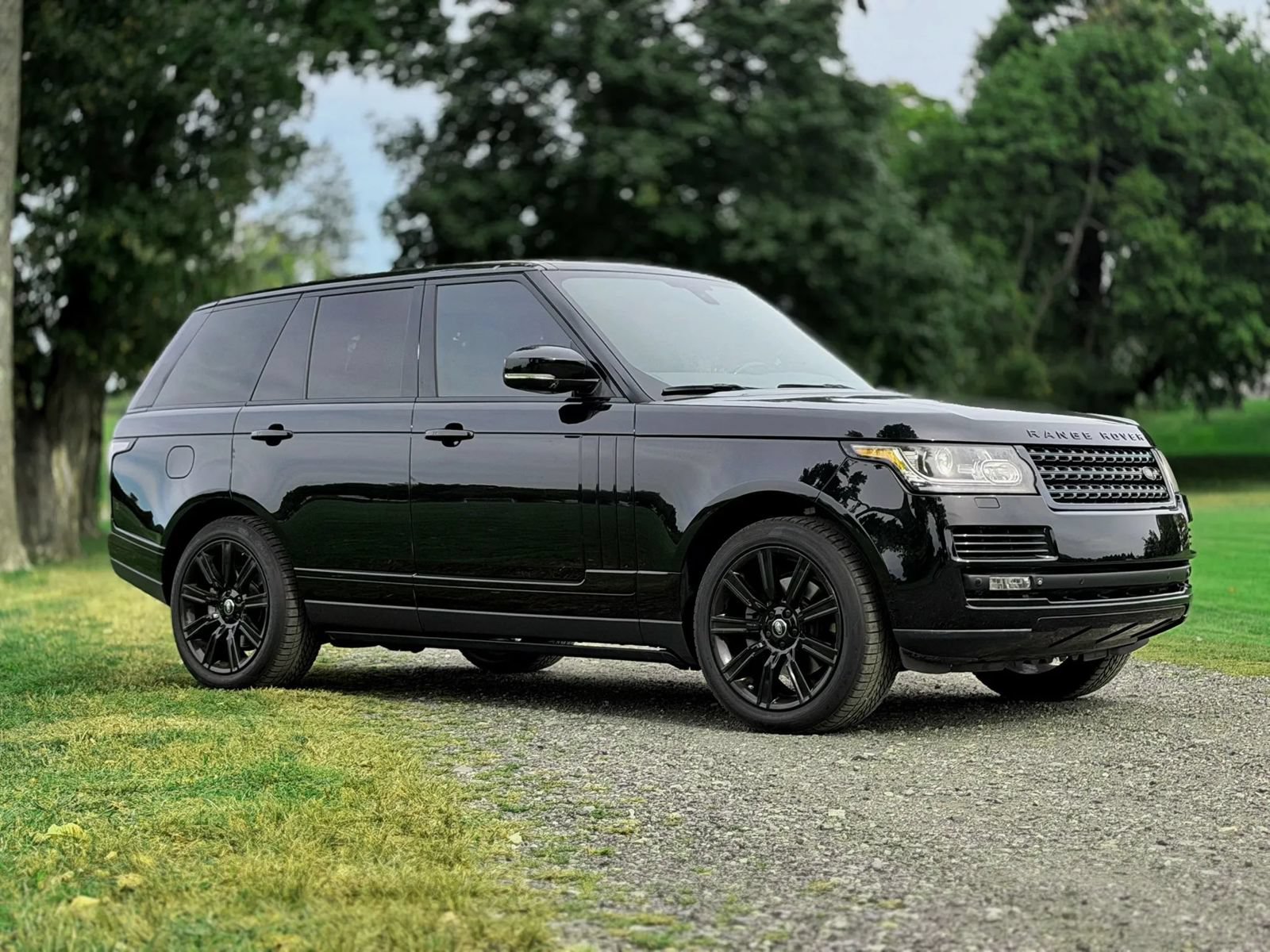 Used 2015 Land Rover Range Rover HSE AWD/4WD image 1