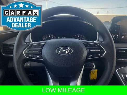 Used 2022 Hyundai Santa Fe SE image 15